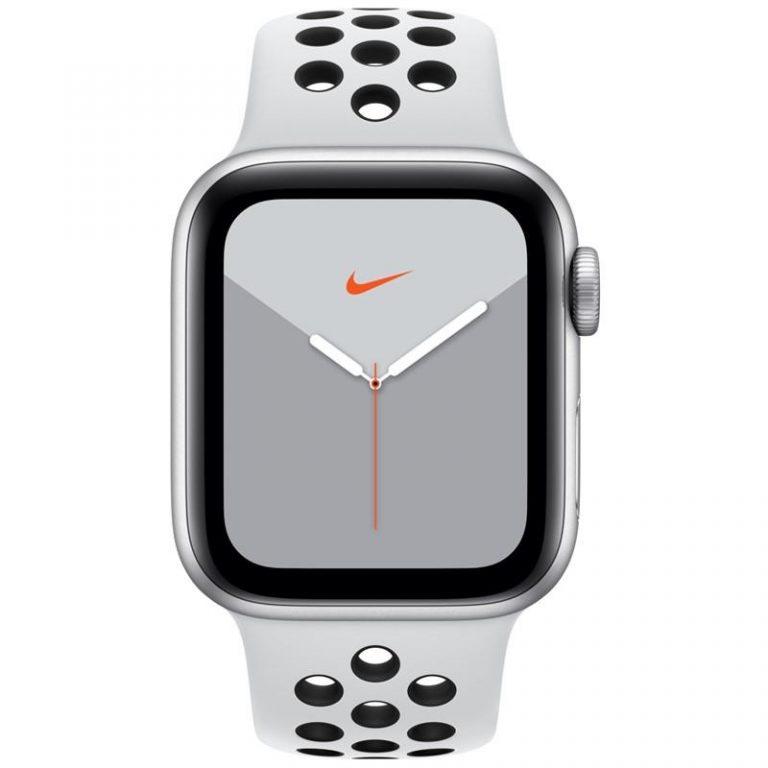 Apple Watch Nike Series 5 GPS 40mm pouzdro ze stříbrného hliníku – platinový/černý sportovní řemínek Nike (MX3R2HC/A)